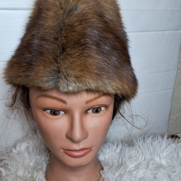 Vintage Muskrat Mid Century Ear Flap Unisex Fur Winter Hat main image 14